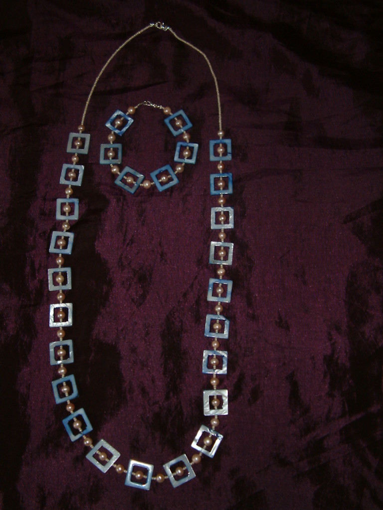 Pearl long necklaces & bracelet